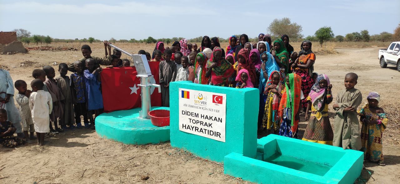 Afrika Su Kuyusu (Tam)